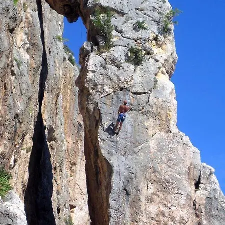 Pensión Tamaris 3*